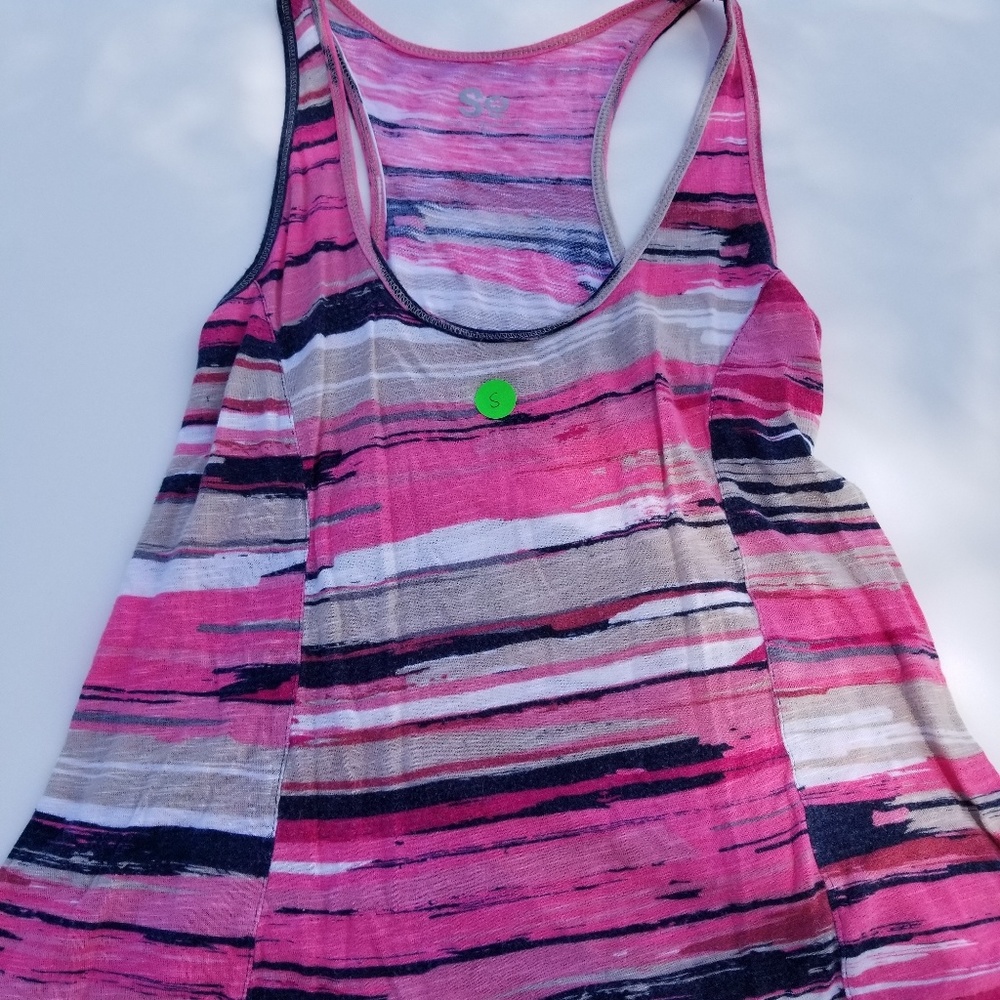 Pink tank